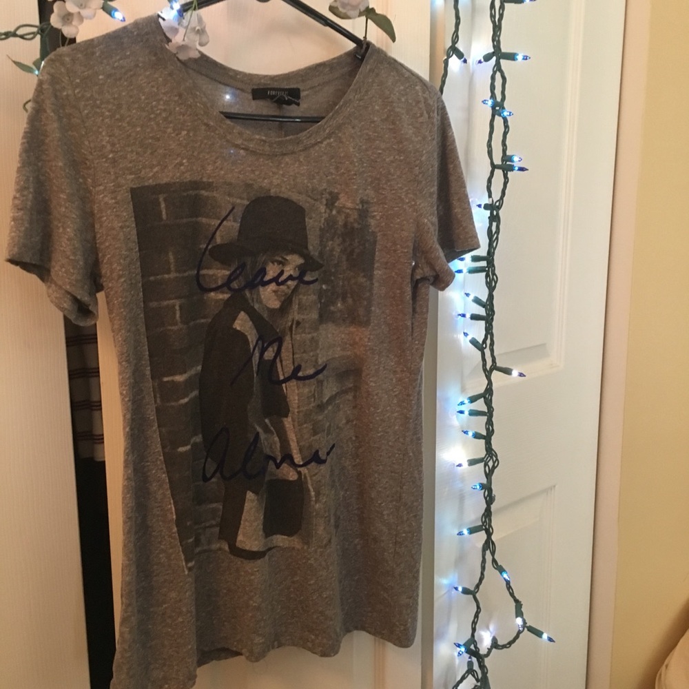 leave me alone graphic tee